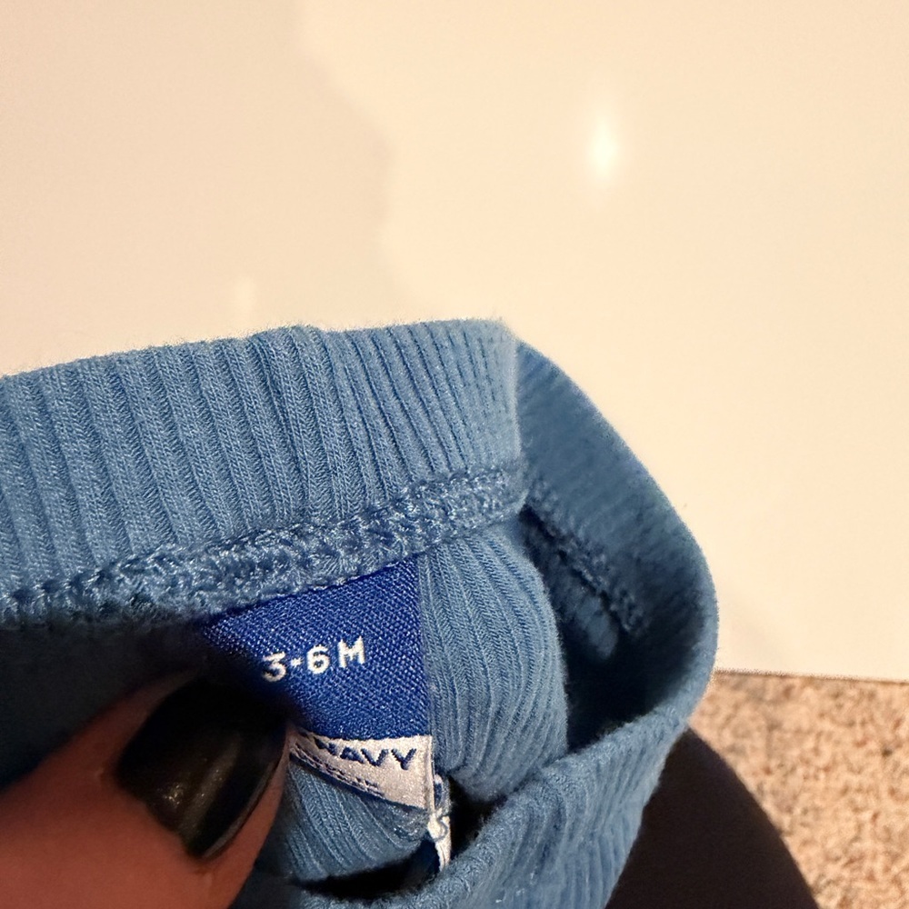 Old Navy Sky Blue Baby Outfit - Picture 2 of 2